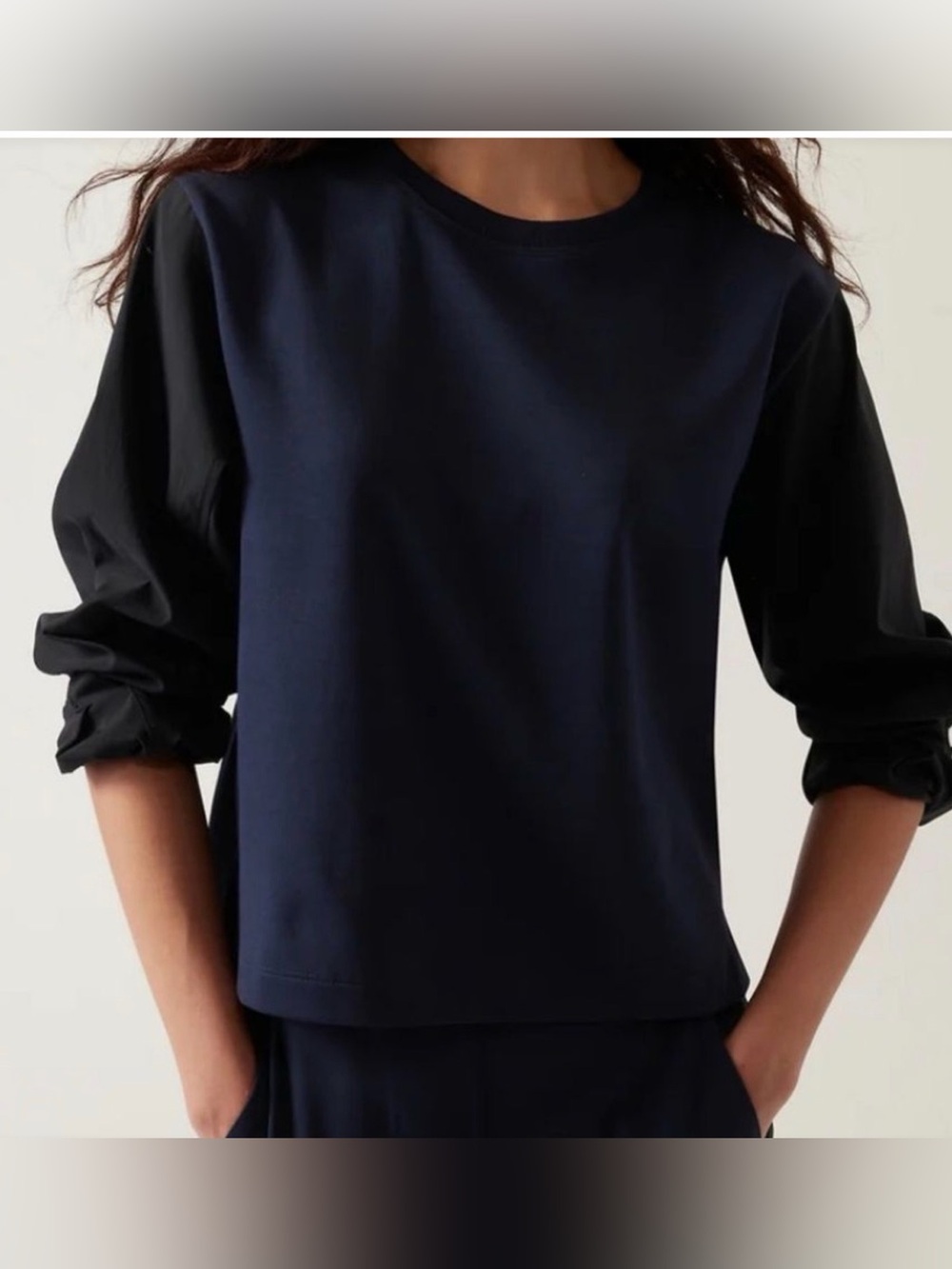 ATHLETA Harlow Hybrid Navy +Black Long-Sleeve Crewneck Top Size M